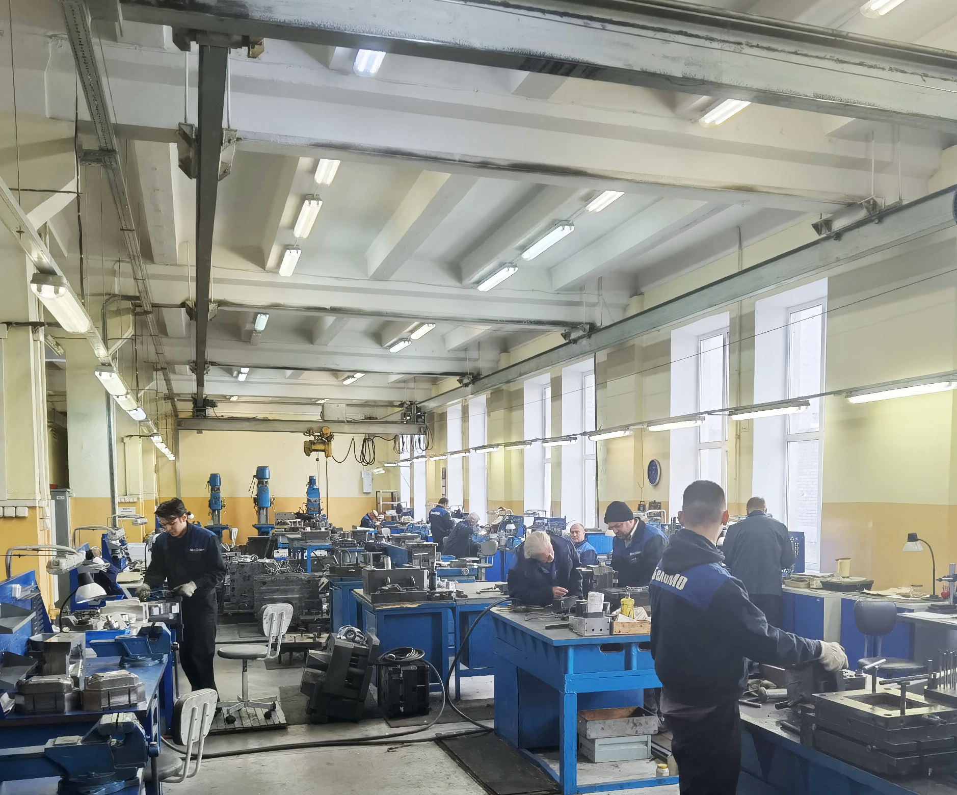 Инструментальное производство
